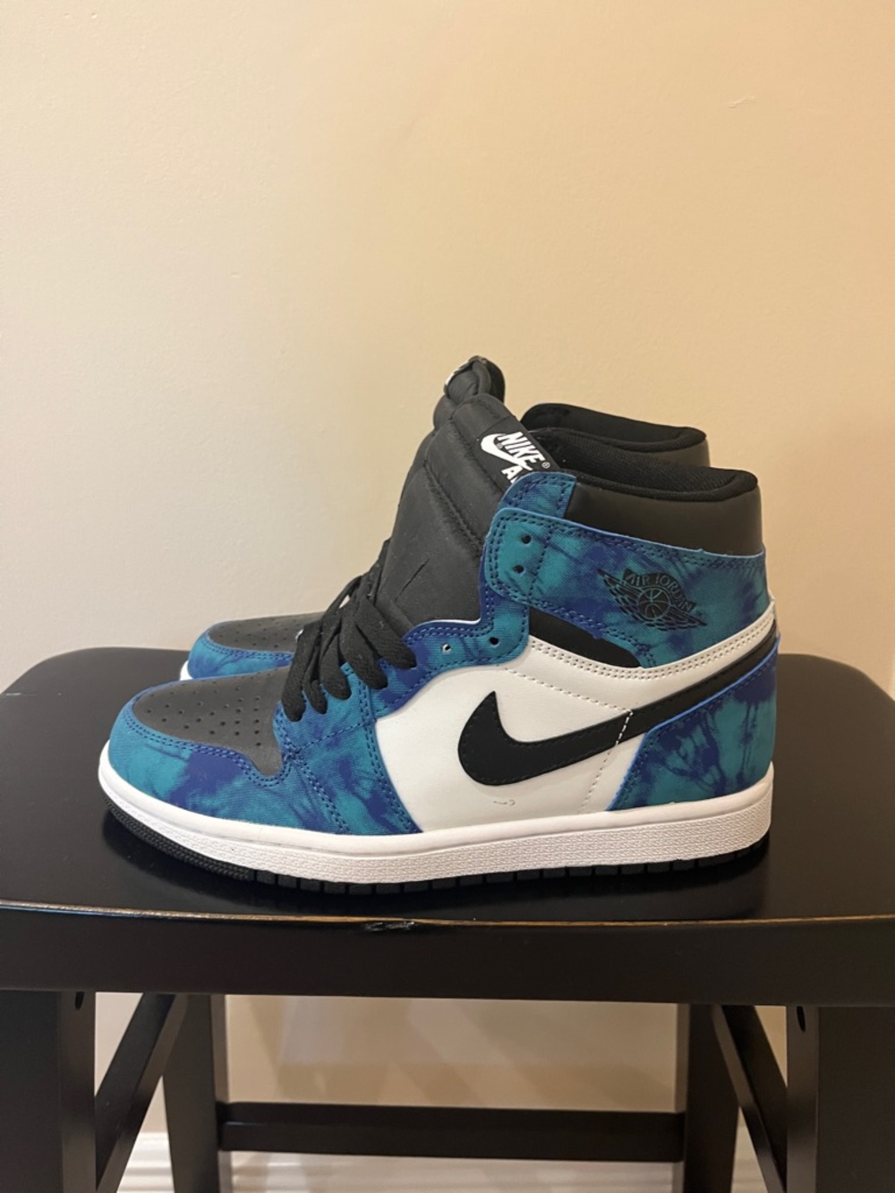 NWOT Retro High OG - Blue Tie-Dye, Black & White